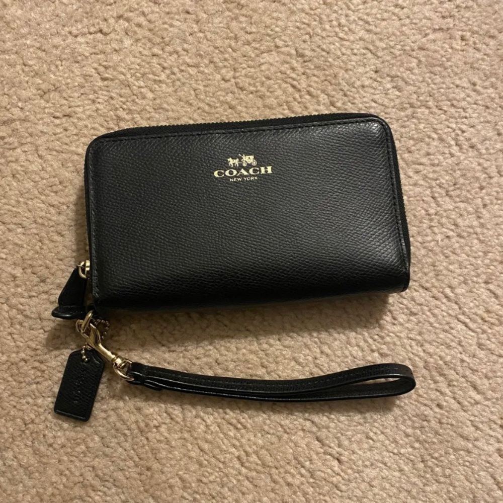 Coach leather wristlet